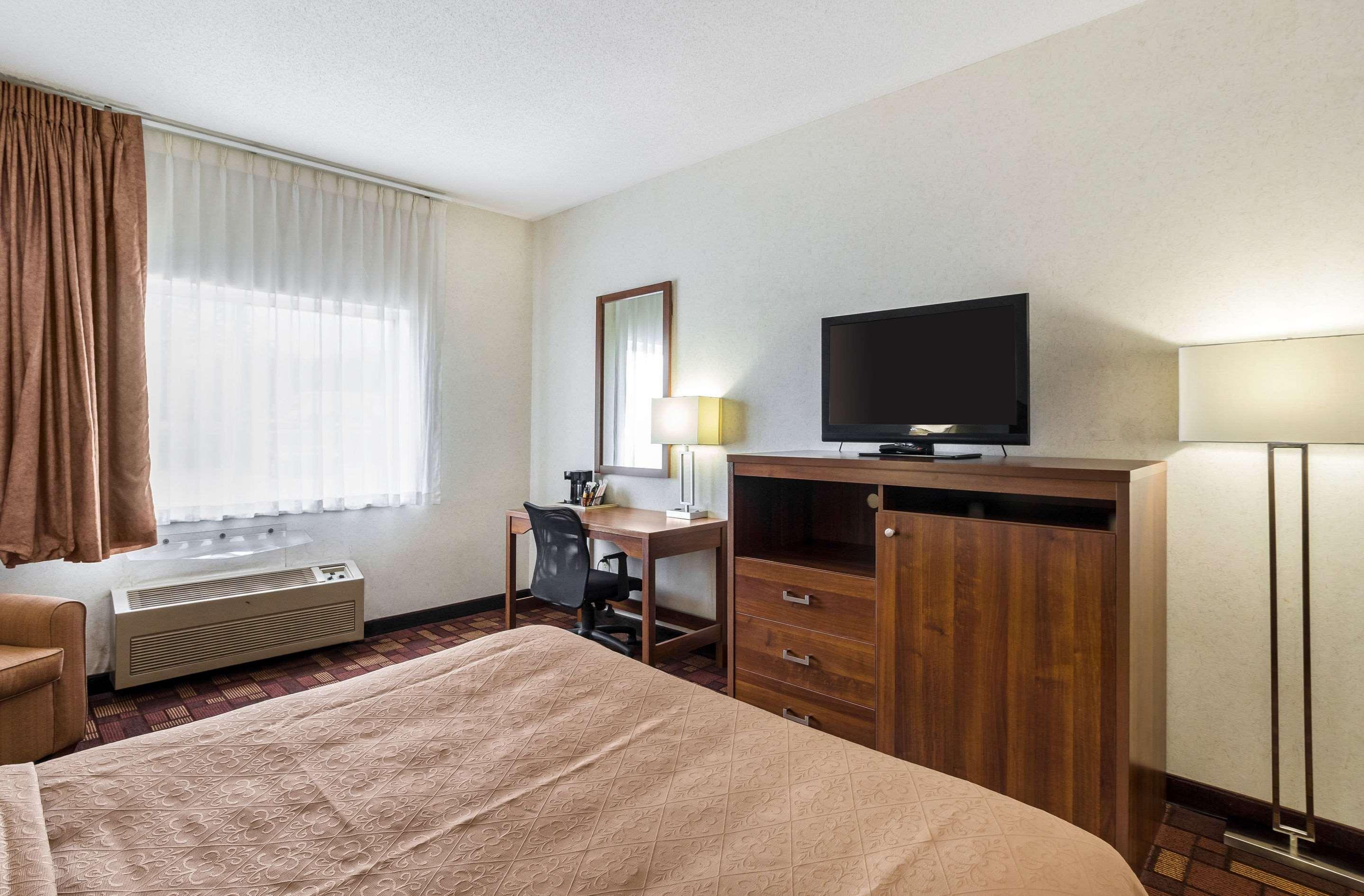 Econo Lodge Luverne I-90 Екстер'єр фото